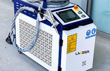 Лазерный сварочный аппарат 4в1 2000ВТ